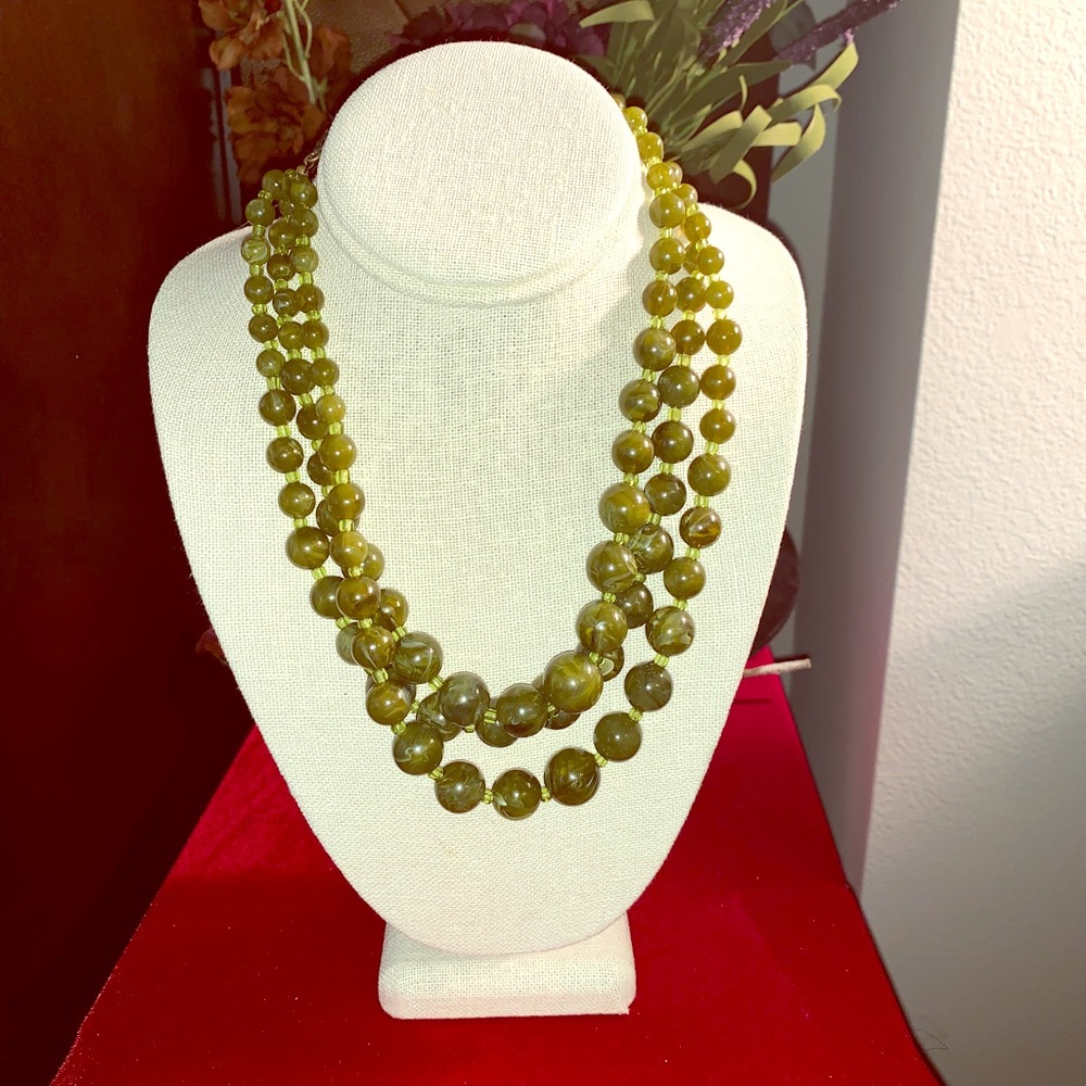 Green Beaded Necklace